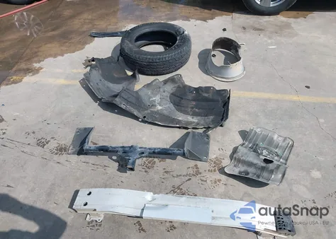 2024 Toyota Rav4 Xle из США, поврежденный, VIN 2T3W1RFV7RC285160